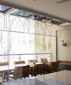 Cua kinh xep truot Pivot mo ve 1 ben 9 canh 9.9.0 2 1024x680 ink