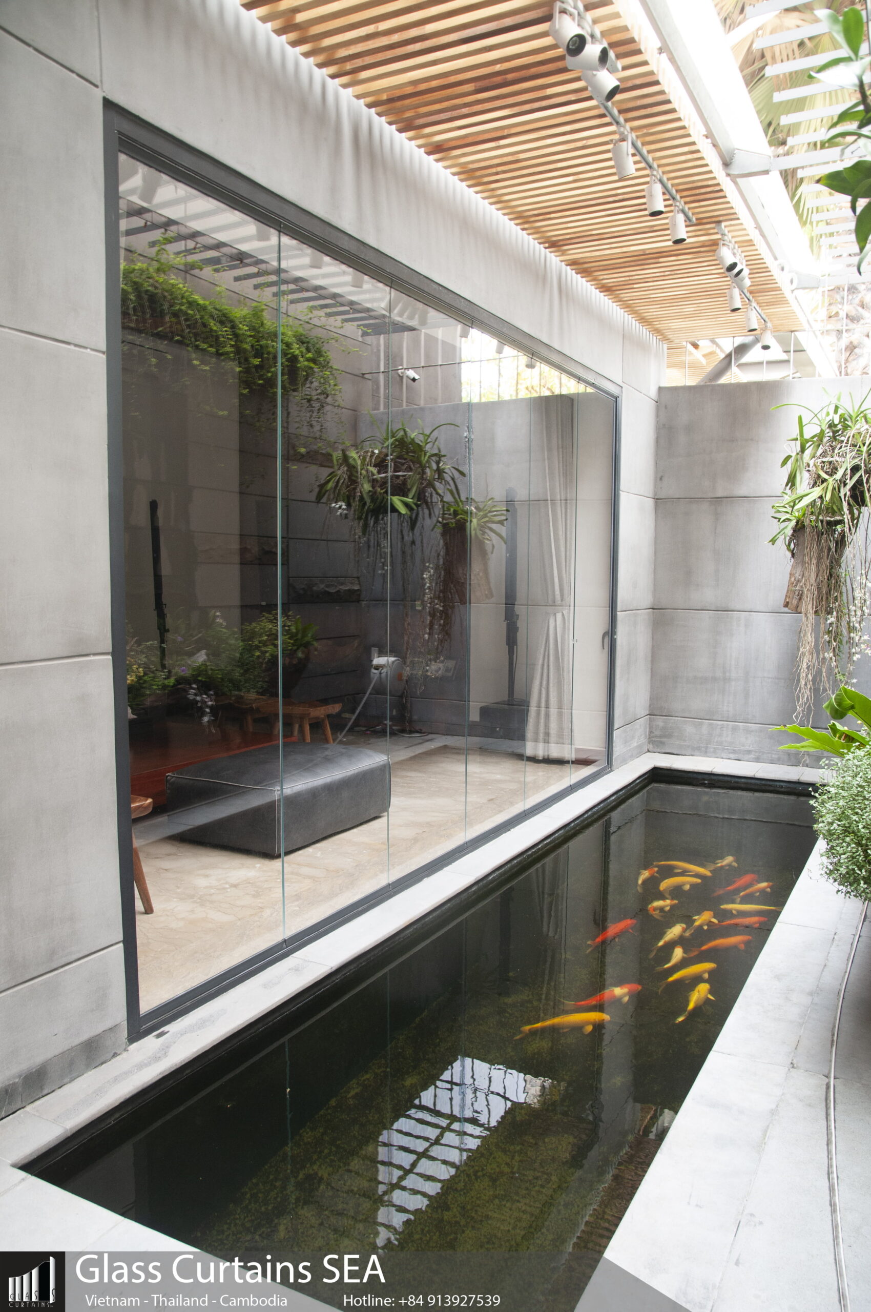 Cua kinh xep truot SideLock mo ve 1 ben 6 canh 6.6.0 3 scaled