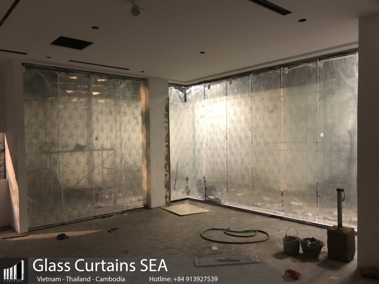 Cửa kính xếp trượt biệt thự Lacasa Hà Nội