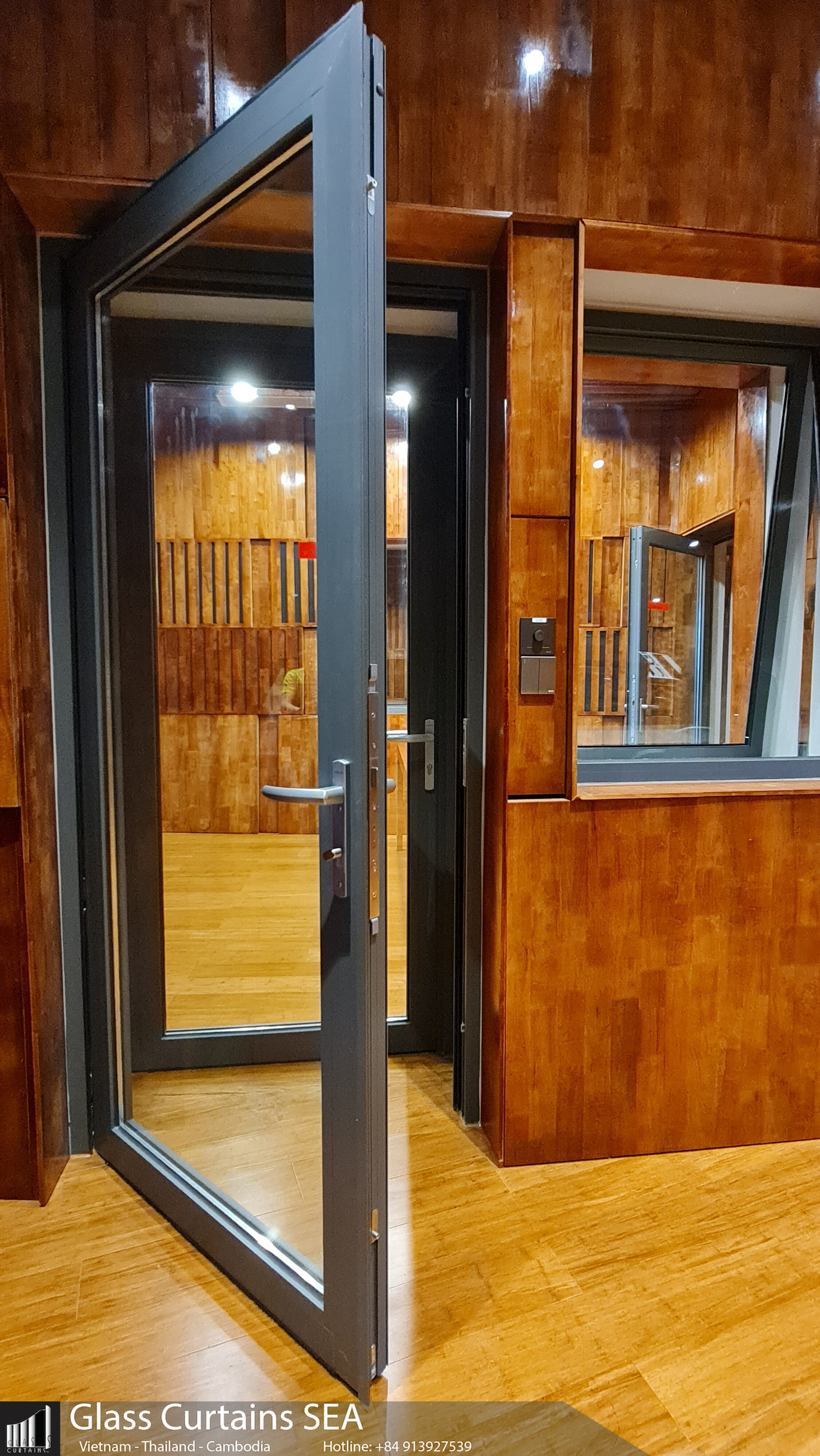 Cua Nhom Kinh Du An Combodia (29)