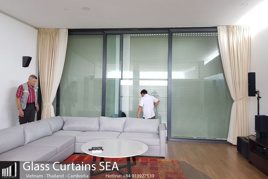 Vách kính GLASS CURTAINS SEA – Giải pháp hoàn hảo cho biệt thự Henry Riverside Q2