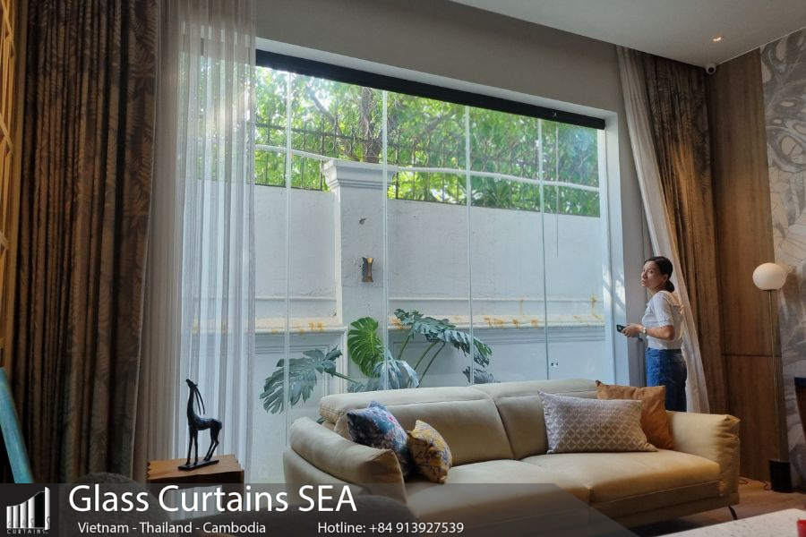 glass curtains sea 1
