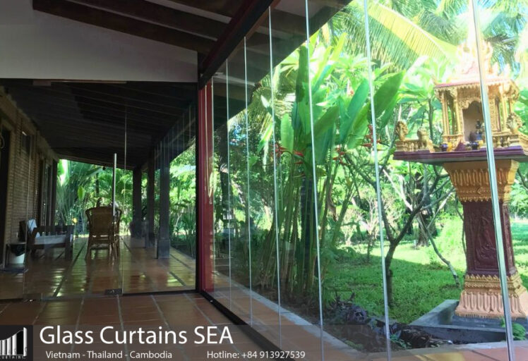 Thi công cửa kính không khung