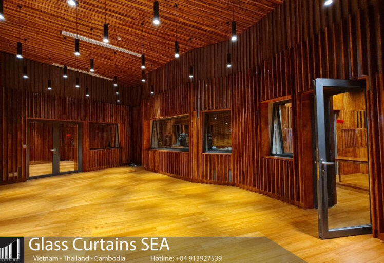 glass curtains sea 16