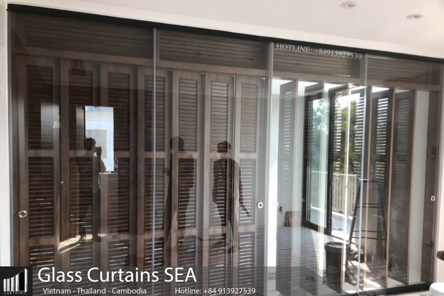 glass curtains sea 37